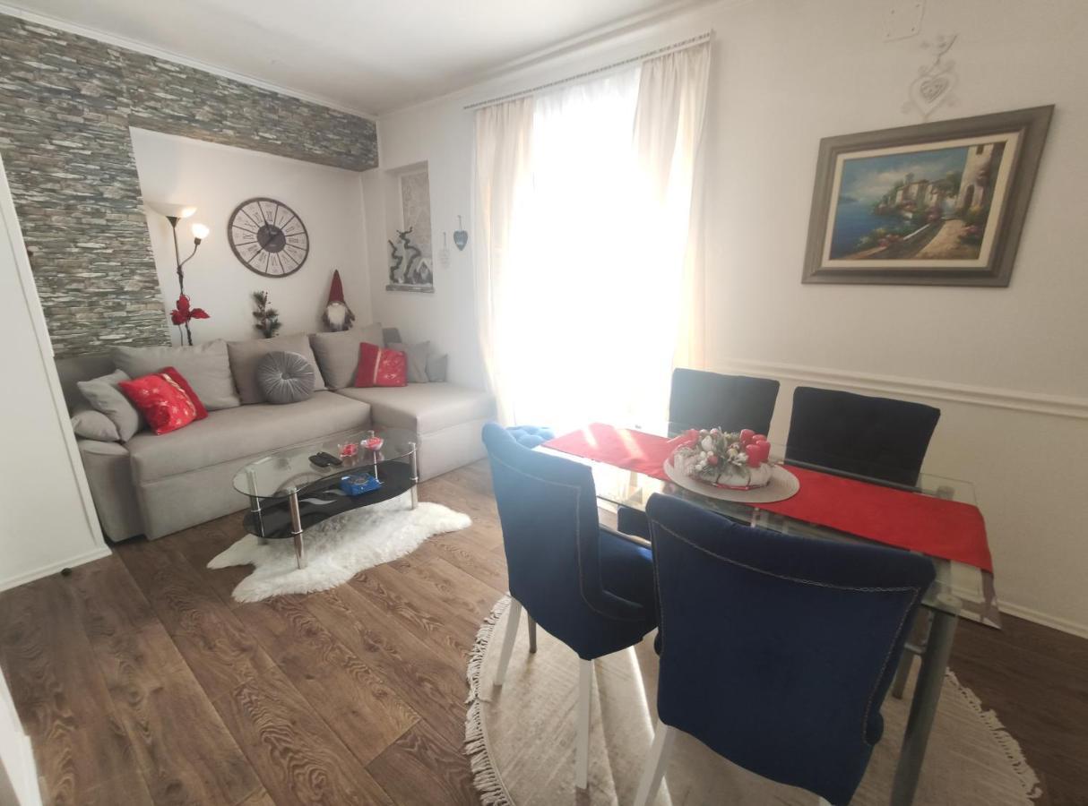 Apartment Helena Split Bagian luar foto